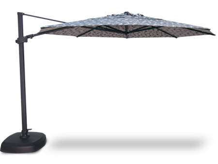 11.5  Octagon Cantilever Umbrella For Sale